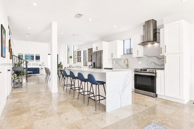 3022 SW 17th Street 3022, Miami, FL 33145