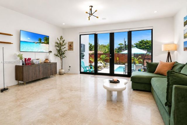 3022 SW 17th Street 3022, Miami, FL 33145