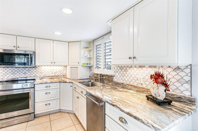 3255 SUGARLOAF KEY ROAD 31B, Punta Gorda, FL 33955