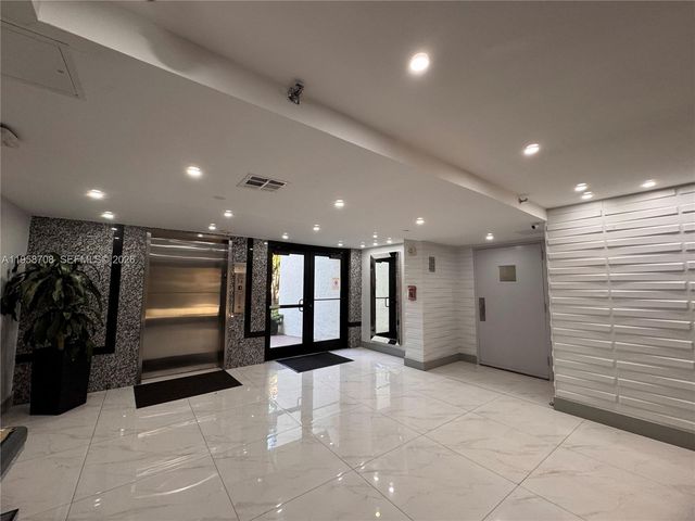 16919 N Bay Rd 117, Sunny Isles Beach, FL 33160