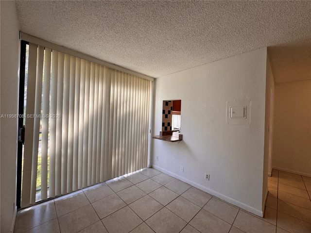 16919 N Bay Rd 117, Sunny Isles Beach, FL 33160
