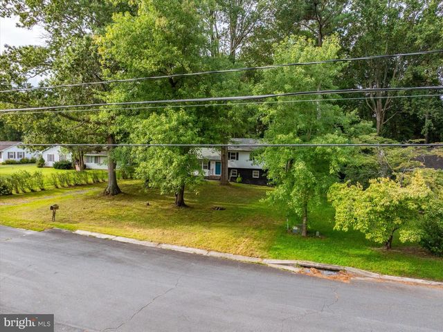 232 MORRIS DR, Salisbury, MD 21804