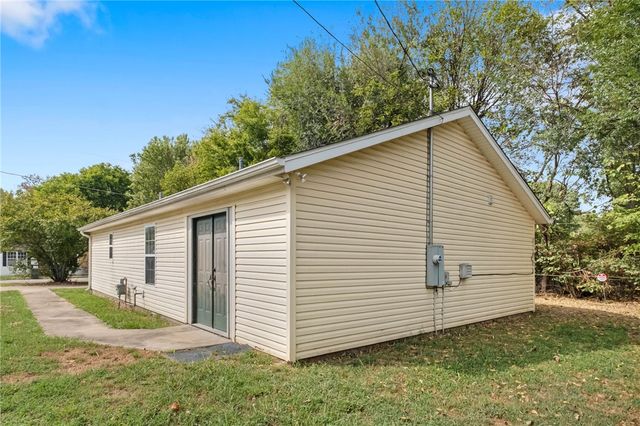222 E 13th Street, Fayetteville, AR 72701