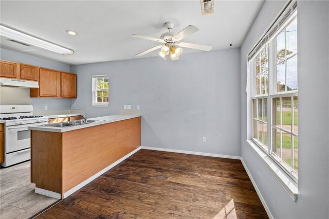 222 E 13th Street, Fayetteville, AR 72701