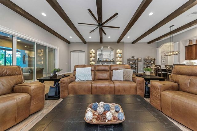 4042 WOODLAND RETREAT BOULEVARD, New Port Richey, FL 34655