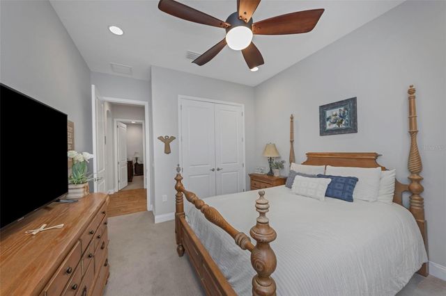 4042 WOODLAND RETREAT BOULEVARD, New Port Richey, FL 34655