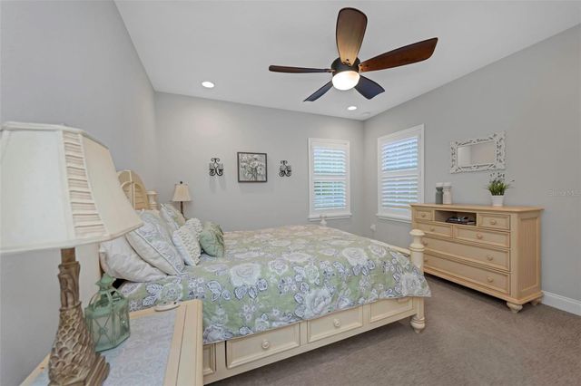 4042 WOODLAND RETREAT BOULEVARD, New Port Richey, FL 34655
