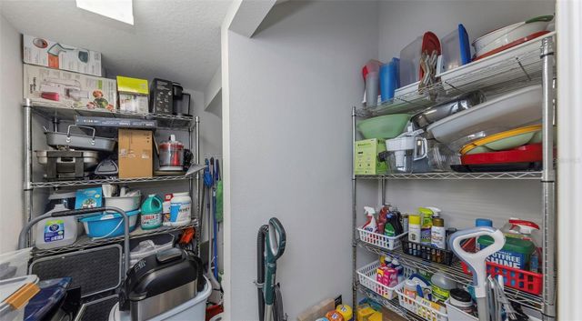 4042 WOODLAND RETREAT BOULEVARD, New Port Richey, FL 34655