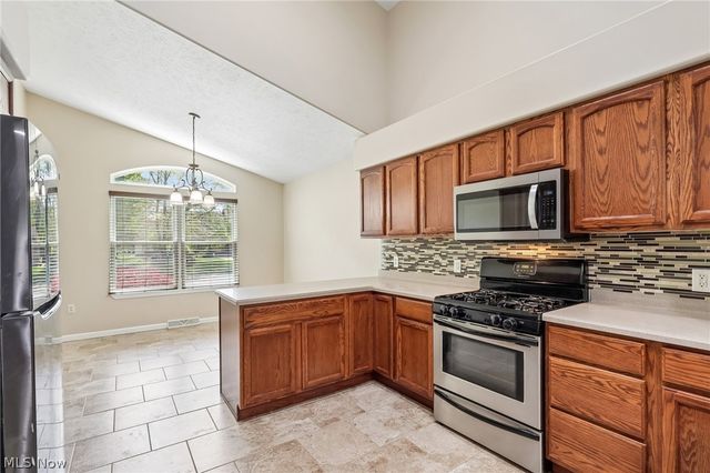 4377 Stonegate Drive, Ashtabula, OH 44004