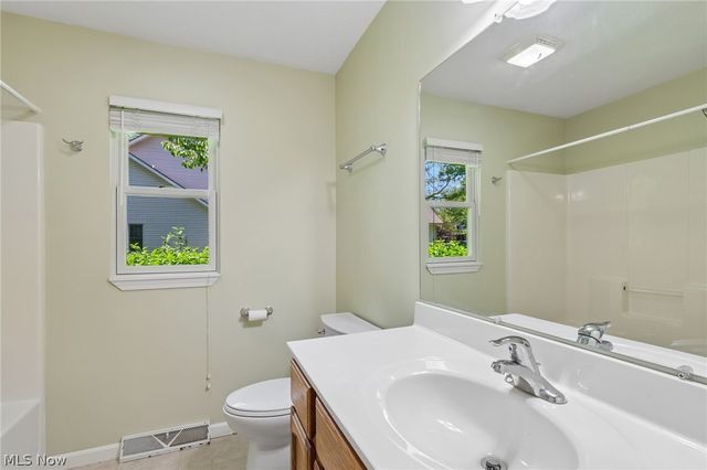 4377 Stonegate Drive, Ashtabula, OH 44004