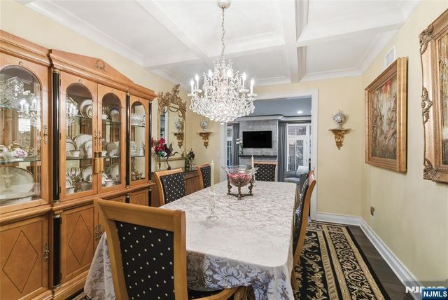 119 Hudson Cove, Edgewater, NJ 07020