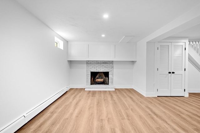 11 Great Lake Dr, Sudbury, MA 01776