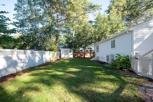 11 Great Lake Dr, Sudbury, MA 01776