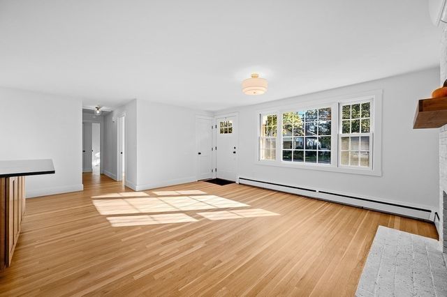 11 Great Lake Dr, Sudbury, MA 01776