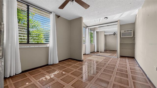 1 ESTANCIAS DE SAN FERNANDO, Carolina, PR 00985