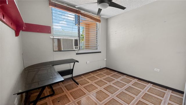1 ESTANCIAS DE SAN FERNANDO, Carolina, PR 00985