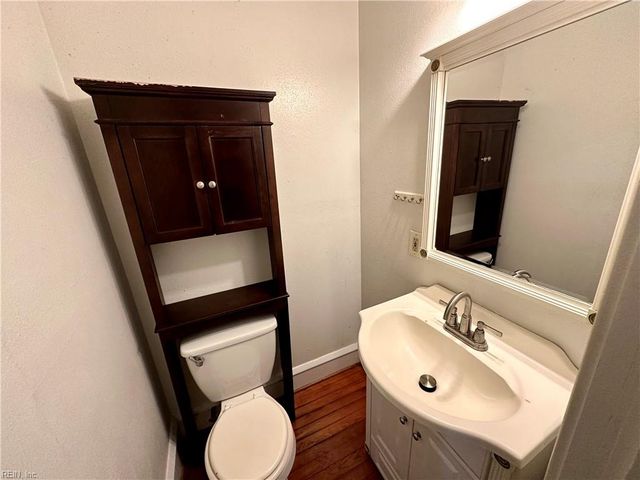 321 50th ST, Newport News, VA 23607