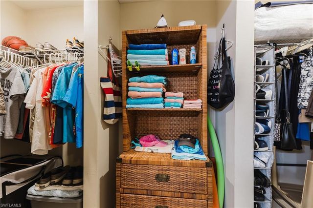 950 Hancock Creek South BLVD 423, Cape Coral, FL 33909