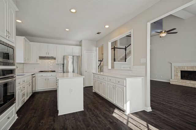 1908 Tophill Drive, Flower Mound, TX 75022