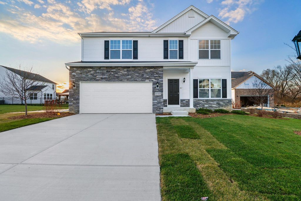 10335 California Street, Crown Point, IN 46307