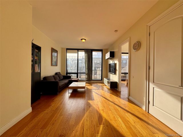 6336 99th Street 7J, Rego Park, NY 11374