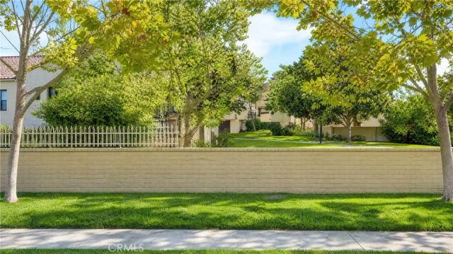 27979 Sarabande Lane 247, Canyon Country, CA 91387
