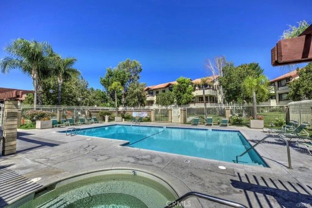 27979 Sarabande Lane 247, Canyon Country, CA 91387