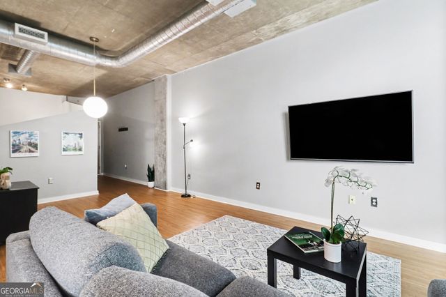 923 Peachtree Street NE 825, Atlanta, GA 30309