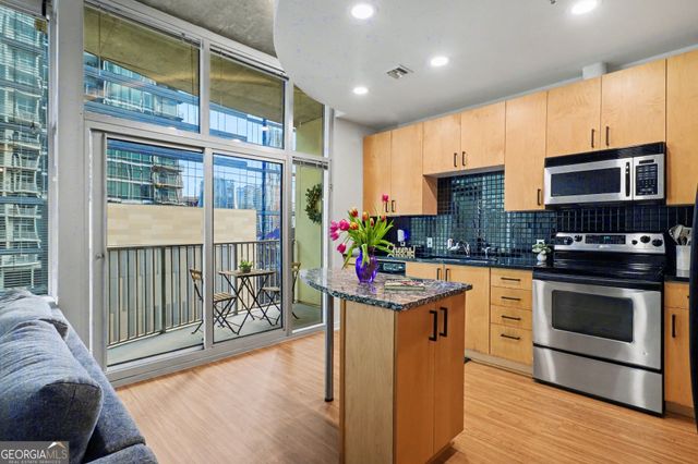 923 Peachtree Street NE 825, Atlanta, GA 30309