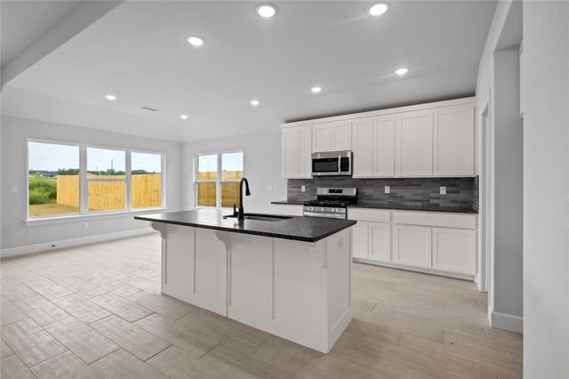 6401 NW Harley Street, Bentonville, AR 72713