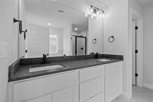 6401 NW Harley Street, Bentonville, AR 72713