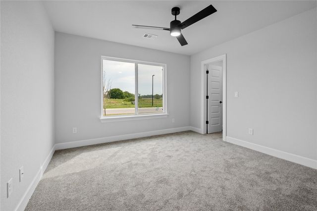 6401 NW Harley Street, Bentonville, AR 72713