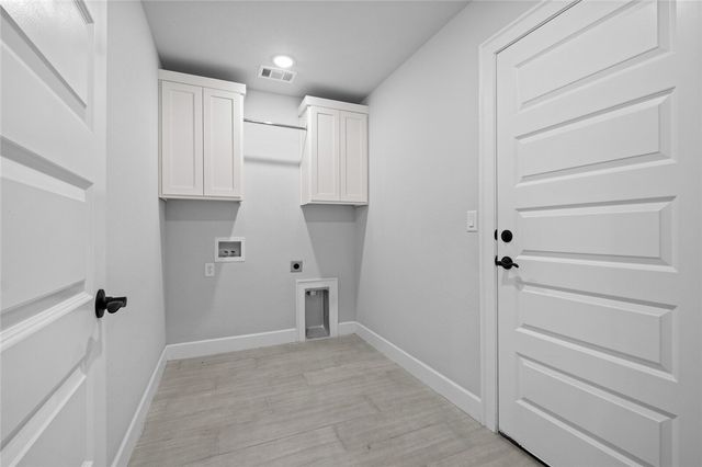 6401 NW Harley Street, Bentonville, AR 72713