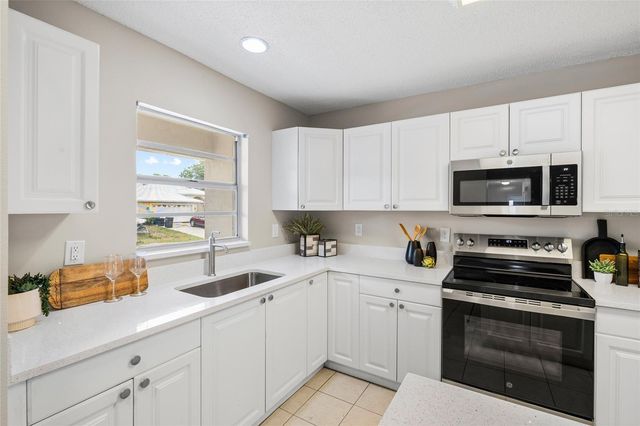 615 48TH STREET W, Palmetto, FL 34221