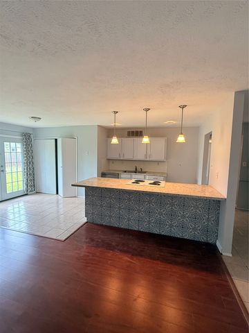 5512 Rutledge Drive, The Colony, TX 75056