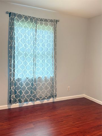 5512 Rutledge Drive, The Colony, TX 75056