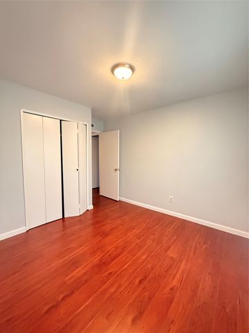 5512 Rutledge Drive, The Colony, TX 75056