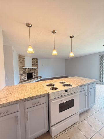 5512 Rutledge Drive, The Colony, TX 75056