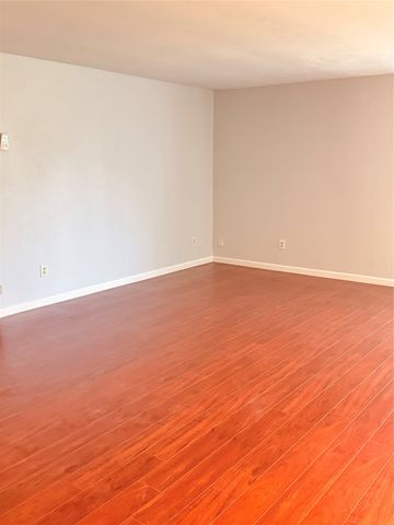 5512 Rutledge Drive, The Colony, TX 75056