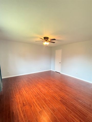 5512 Rutledge Drive, The Colony, TX 75056