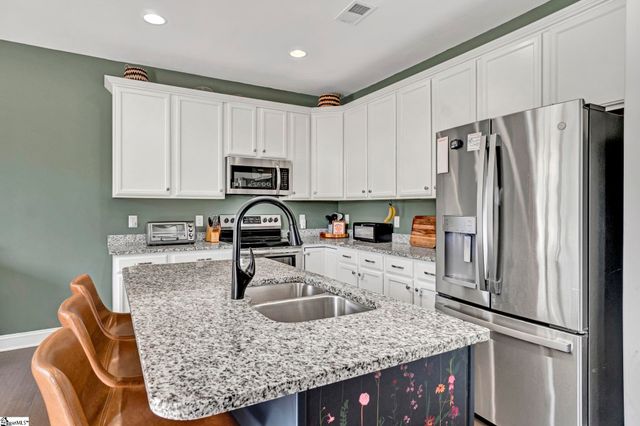 111 Lincoln Hill Road, Taylors, SC 29687