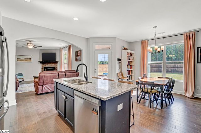 111 Lincoln Hill Road, Taylors, SC 29687