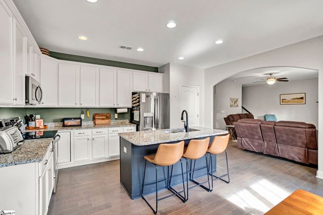 111 Lincoln Hill Road, Taylors, SC 29687