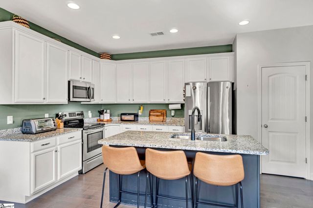 111 Lincoln Hill Road, Taylors, SC 29687