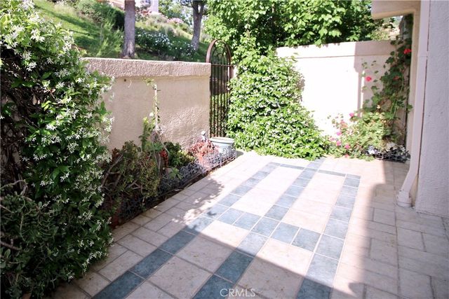 22325 Heritage Pass Place, Chatsworth, CA 91311