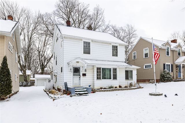 5 Ellis Drive, Gates, NY 14624