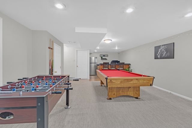1300 Palisades Drive, Bolingbrook, IL 60490