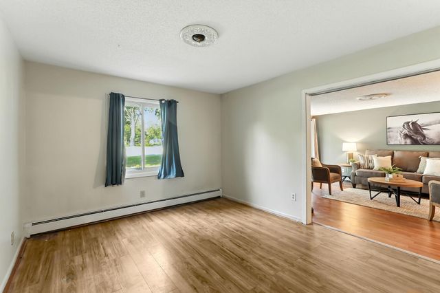 4207 Lakeside Avenue N 134, Brooklyn Center, MN 55429