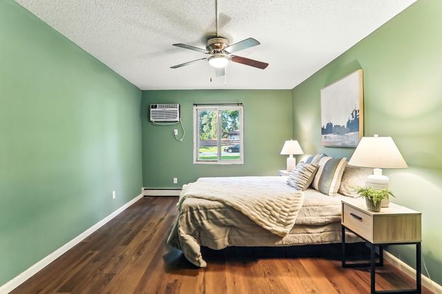 4207 Lakeside Avenue N 134, Brooklyn Center, MN 55429