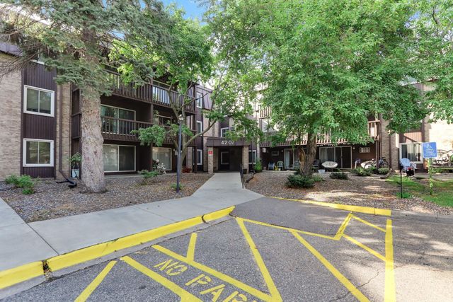 4207 Lakeside Avenue N 134, Brooklyn Center, MN 55429